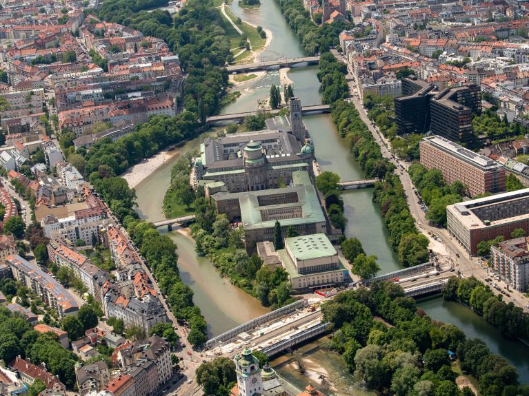  Münih’teki Deutsches Museum, dijital hesap makinesi Z3’e ev sahipliği yapıyor.