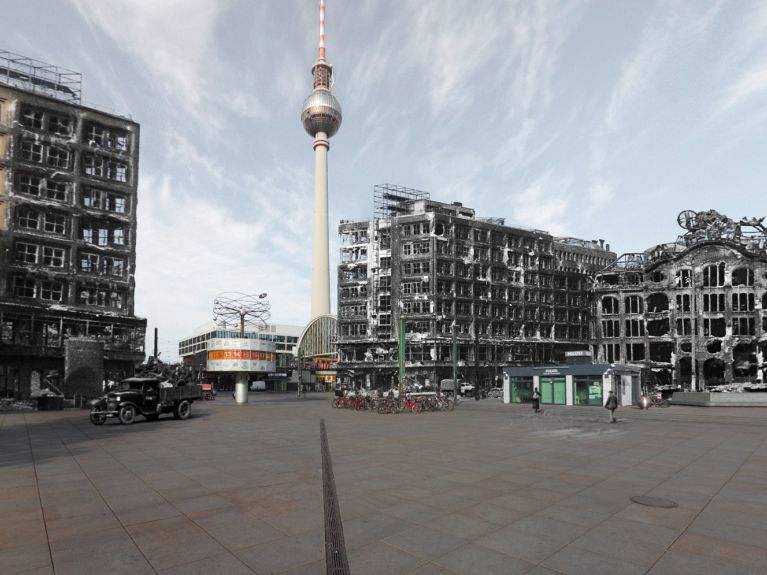  1945 und 2020 verschmelzen in der App von Kulturprojekte Berlin.