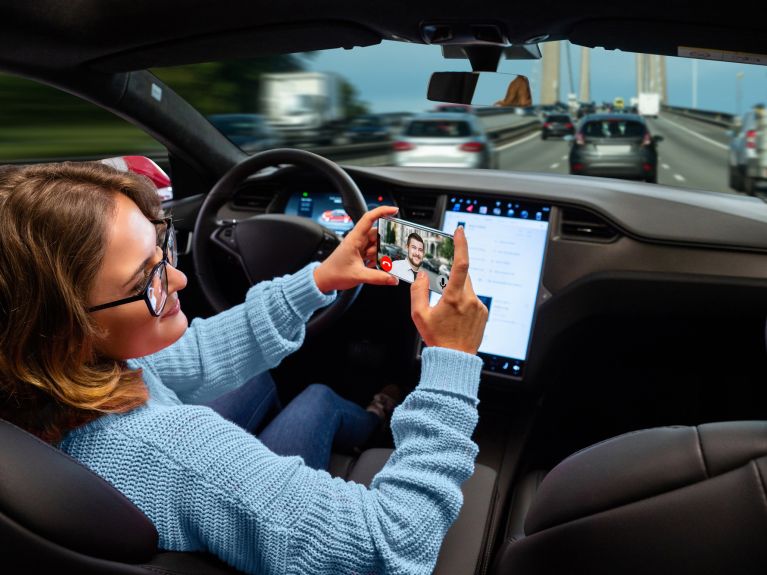 标题图片：在交通研究者Andreas Knie看来，自主驾驶是未来的主流。