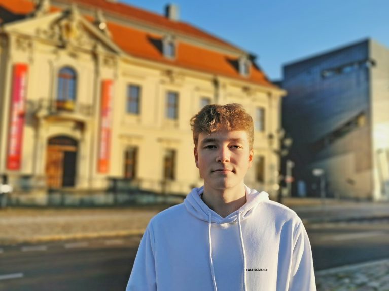 Lukas Pils in front of the Jewish Museum in Berlin. 