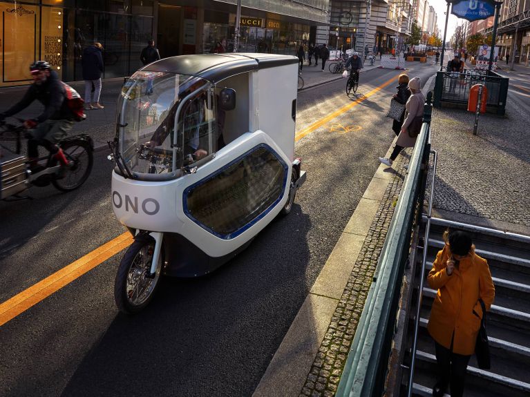 Nowoczesny rower towarowy: elektryczny rower cargo firmy „Onomotion” Nowoczesny rower towarowy: elektryczny rower cargo firmy „Onomotion”