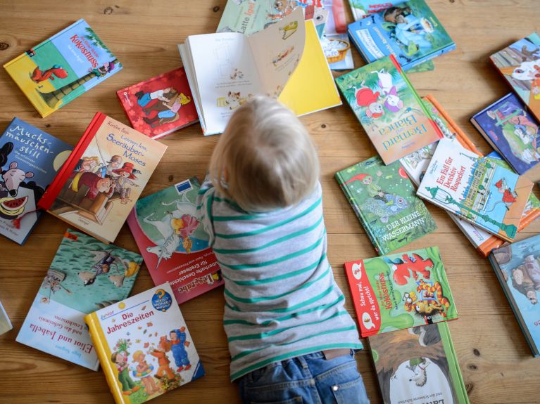 Okuma sevgisi Almanlarda genelde küçük yaşlarda başlıyor.