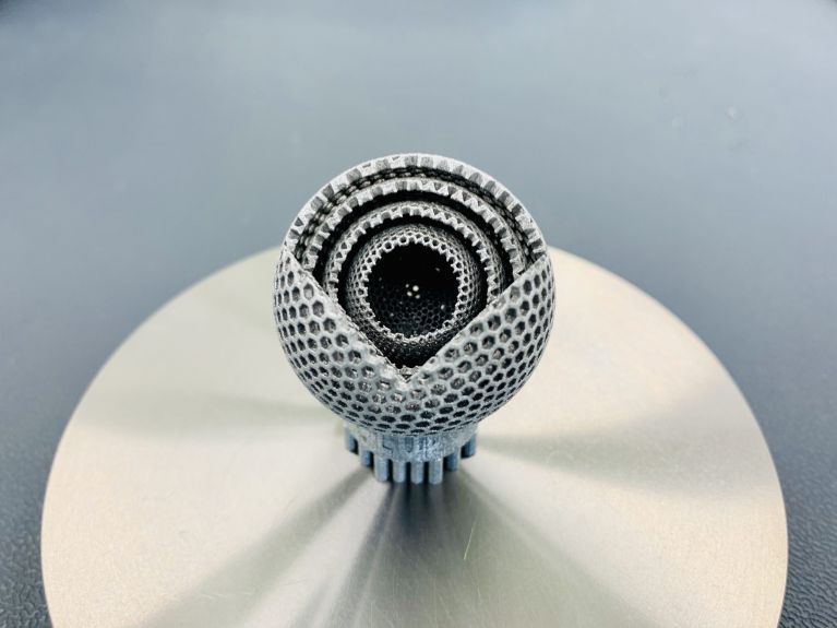 In Bayreuth entstehen im 3D-Druck auch feinste Strukturen. In Bayreuth entstehen im 3D-Druck auch feinste Strukturen.