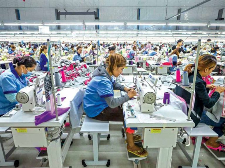 亚洲的制衣工人