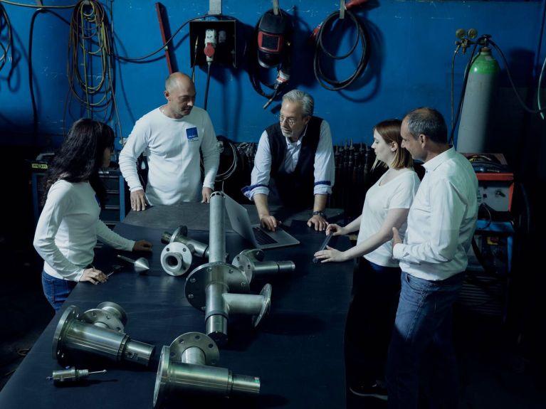 Roland Dammann y su equipo