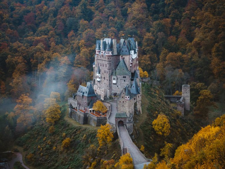 Burg Eltz in der Eifel  