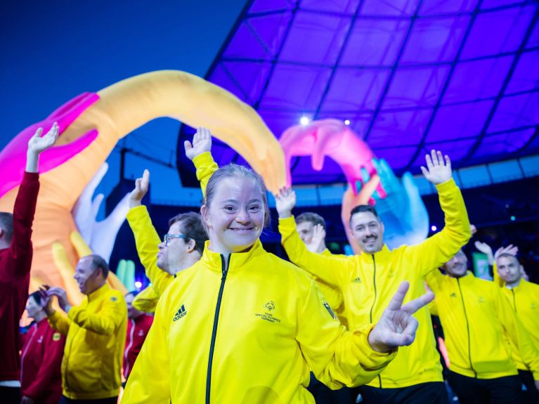6 500 personnes du monde entier ont participé activement aux Special Olympics World Games. 
