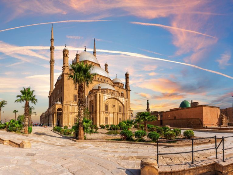 La mosquée Mohammed-Ali du Caire : un bon son venant de Berlin destiné aux fidèles. 