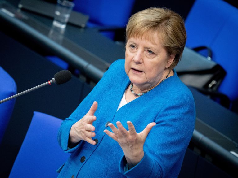 Angela Merkel en el Bundestag 