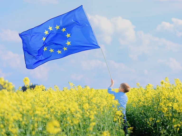 For a greener EU: we present the Green Deal. For a greener EU: we present the Green Deal.
