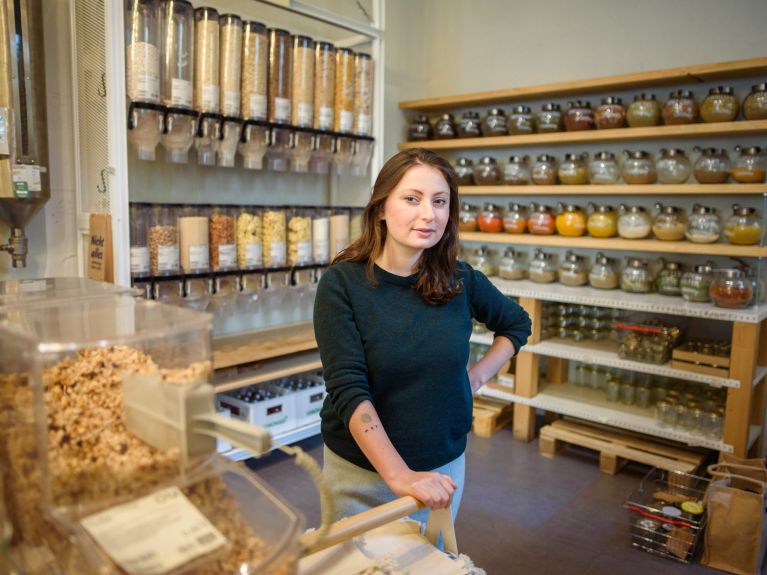 Milena Glimbovski en su tienda, en Berlín 