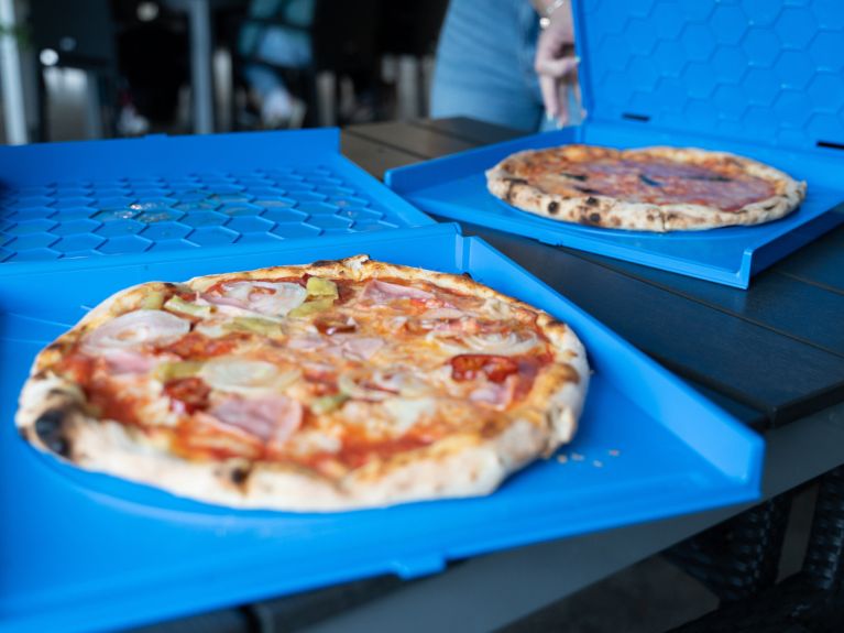 En Tubinga existe un sistema de cobro de depósito para las cajas de pizza.  