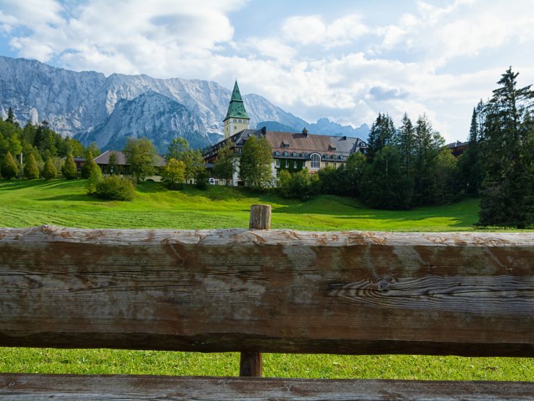 Schloss Elmau: Hier findet der G7-Gipfel 2022 statt. Schloss Elmau: Hier findet der G7-Gipfel 2022 statt.