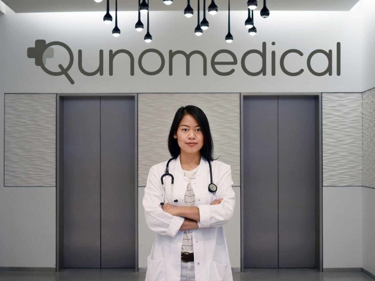 通过她的 Qunomedical 公司，索菲·钟致力于实现更好和更人性化的医疗保健。