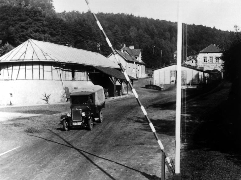 Planta de Behring en Marburg (hacia 1930) Planta de Behring en Marburg (hacia 1930)