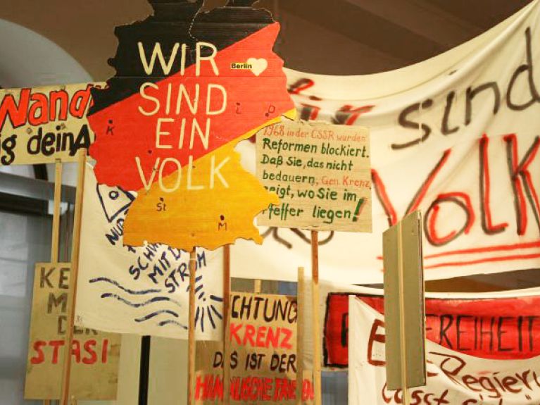 Plakate von 1989 im Deutschen Historischen Museum in Berlin