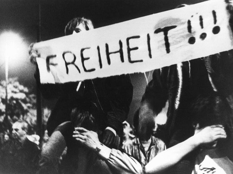 „Freiheit“ war die zentrale Forderung bei der legendären Montagsdemonstration am 9. Oktober 1989 in Leipzig.