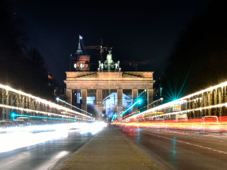 Die Straße des 17. Juni beginnt am Brandenburger Tor.