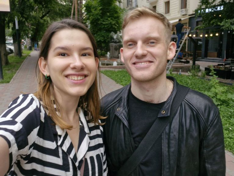 Тилль Хорстманн с Дарьей Коппель («DKU-Buddy») в г. Алматы Тилль Хорстманн с Дарьей Коппель («DKU-Buddy») в г. Алматы