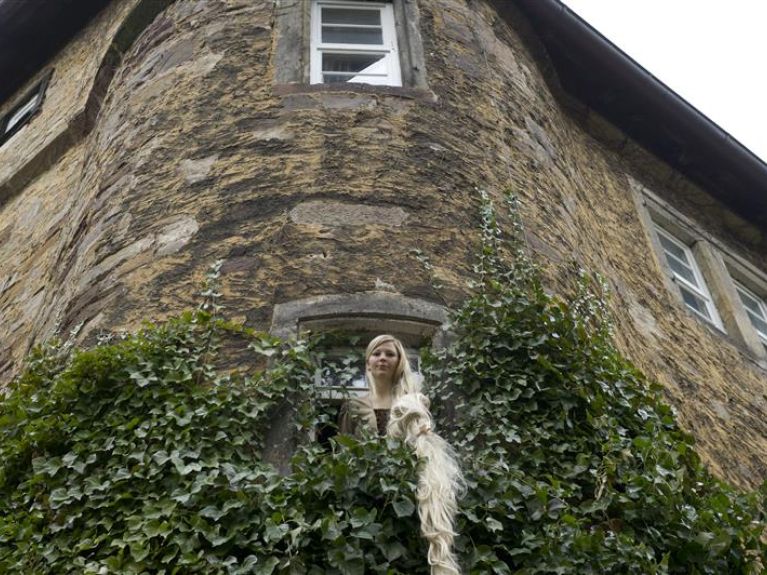 Wo lebte Rapunzel? Die märchenhafte Trendelburg ist ein Anwärter.