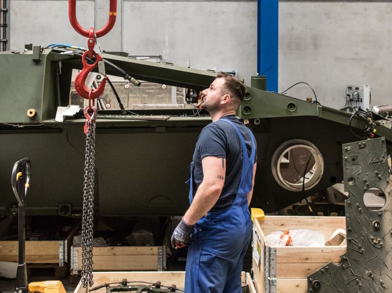 Rheinmetall’deki tank üretimi Rheinmetall’deki tank üretimi