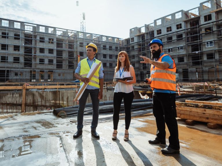 2.6 million people work in the German construction industry. 