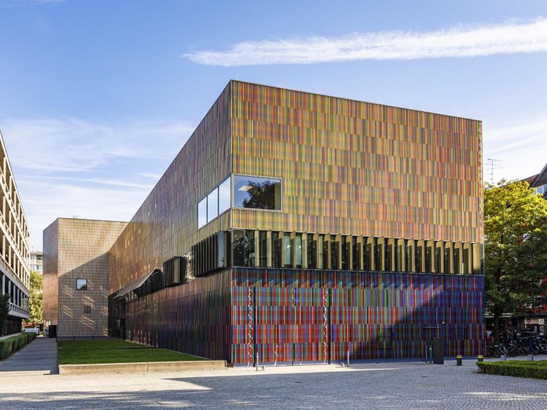 Brandhorst Museum in Munich, designed by the Sauerbruch Hutton architectural office Brandhorst Museum in Munich, designed by the Sauerbruch Hutton architectural office
