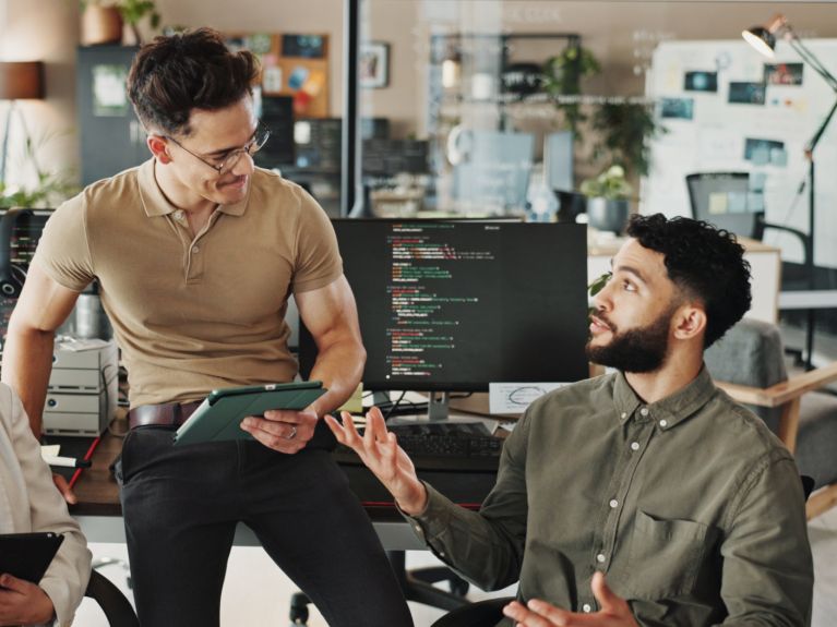 De plus en plus de start-ups ont créées en Allemagne. De plus en plus de start-ups ont créées en Allemagne.