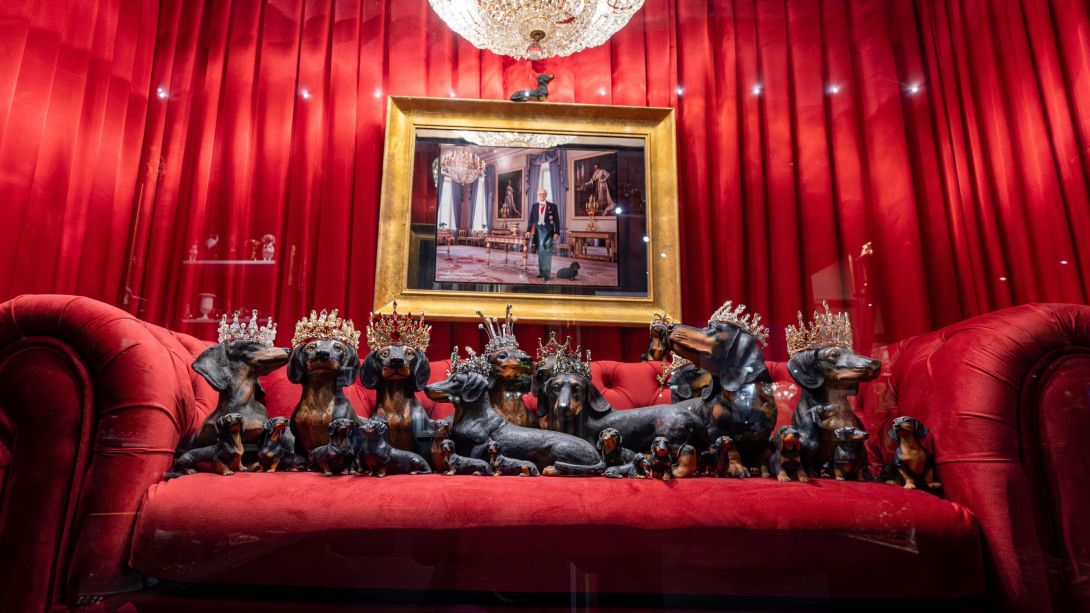 2018 eröffneten Josef Küblbeck und Oliver Storz das Dackelmuseum. 