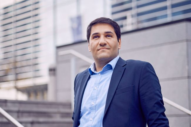 Ali Faramarzi Ali Faramarzi