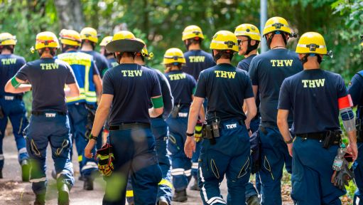 Einsatzkräfte des THW (Technisches Hilfswerk) im Landesverband NRW bei einer mehrtägige Großübung.