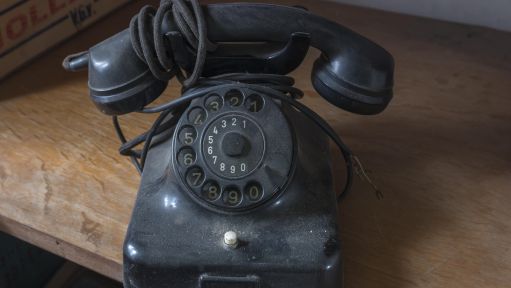 Telefon Telefon