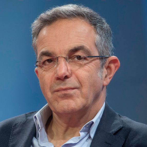 Portrait des deutsch-iranischen Schriftstellers Navid Kermani