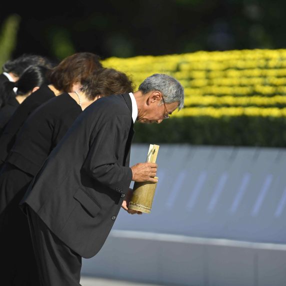 Japan gedenkt der Opfer der Atombomben-Tragödie von Hiroshima. 