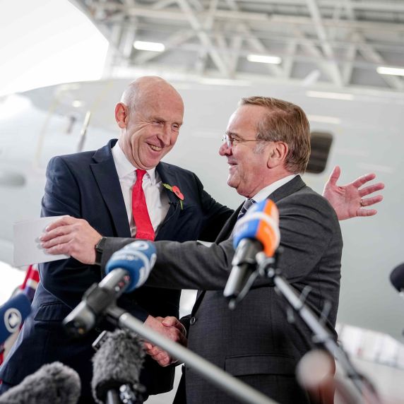 Verteidigungsminister Pistorius mit Amtskollege John Healey