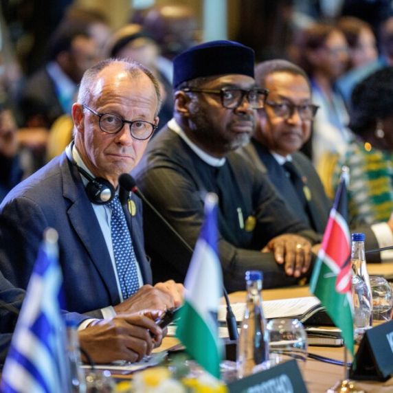 Merz bei EU-Afrika-Gipfel: „Zusammen haben wir großes Gewicht“