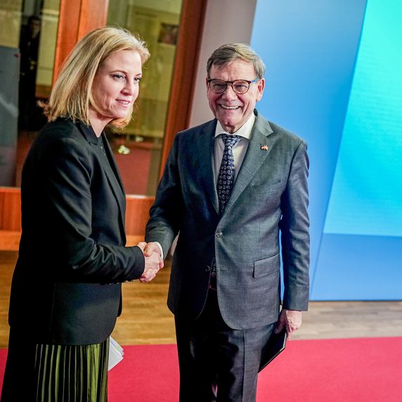 Johann Wadephul und Beate Meinl-Reisinger 