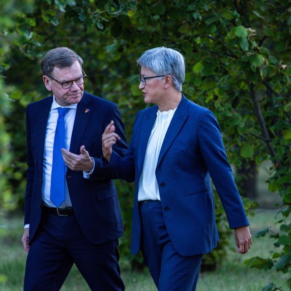 Deutschland möchte kritische Rohstoffe wie Lithium stärker aus Australien beziehen. 