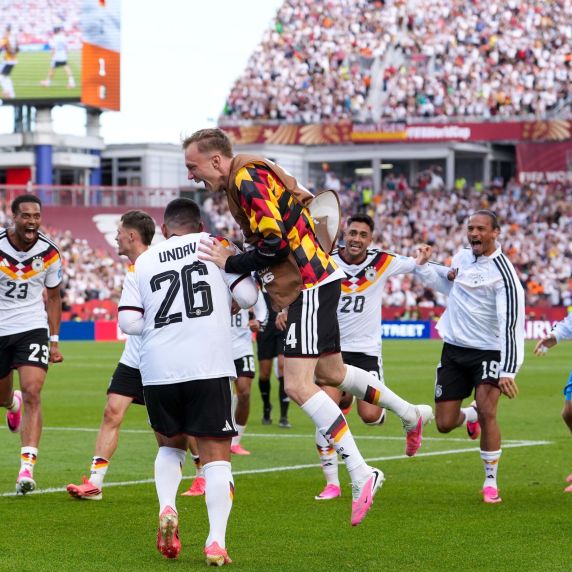 Denis Undav trifft zum 2:1 