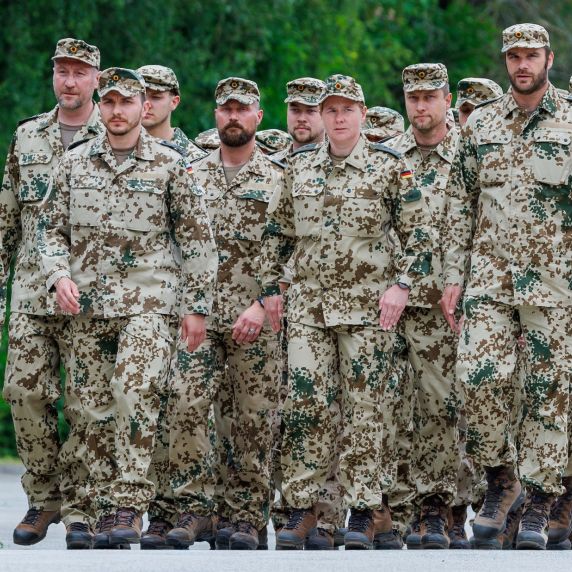 Die Flugabwehrraketengruppe 24 vor ihrem Nato-Einsatz in der Türkei. 