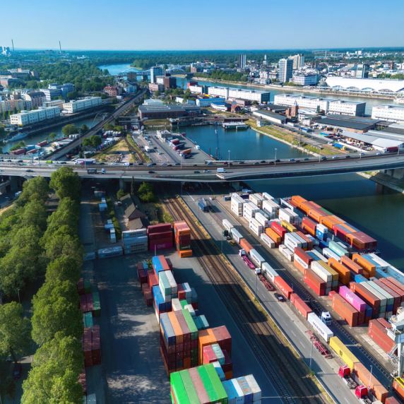 Deutschland ist eine Exportnation und die drittgrößte Volkswirtschaft der Welt.