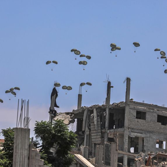 Humanitäre Güter landen im nördlichen Gazastreifen.