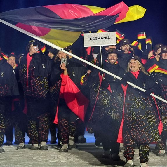 Fahnenträgerin Katharina Schmid 