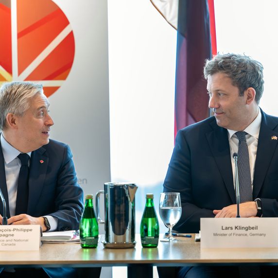 François-Philippe Champagne (l.) und Lars Klingbeil (r.)