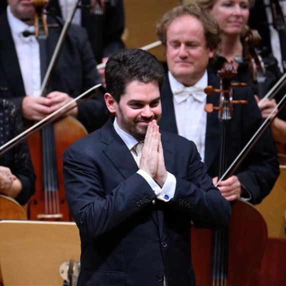 Lahav Shani bei einem Konzert am Montag in Berlin 