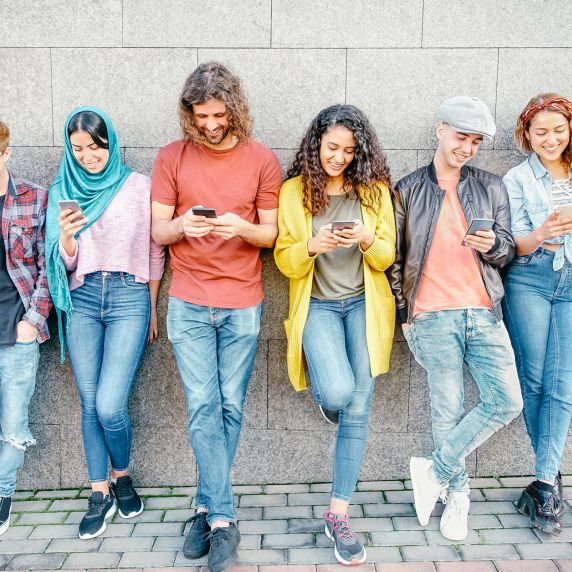 Zugang zur Welt der Medien: das Smartphone