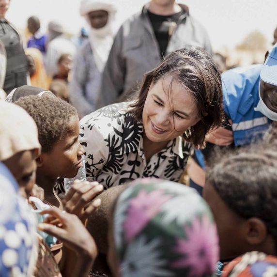 Deutschlands Außenministerin Baerbock bei einem Besuch in Niger 