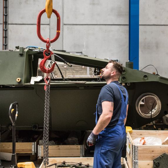 Panzerproduktion bei Rheinmetall 