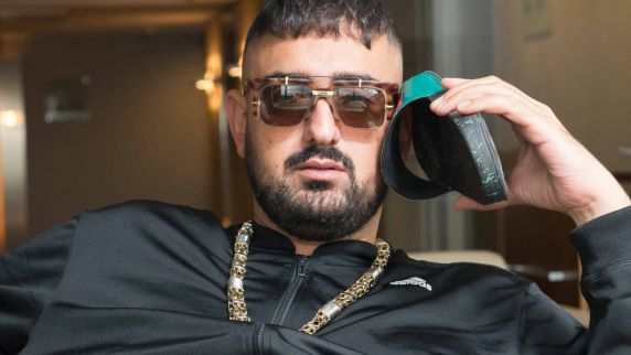 Rapper Haftbefehl: Kontrovers diskutierte Kultfigur mit großer Strahlkraft