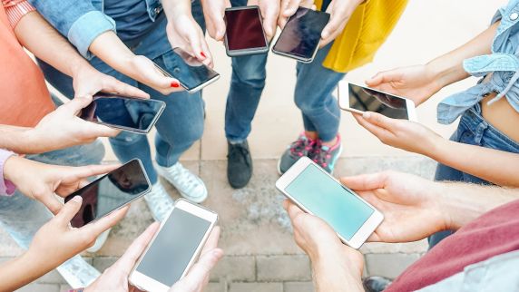 Klassisch und digital: die Tageszeitung.